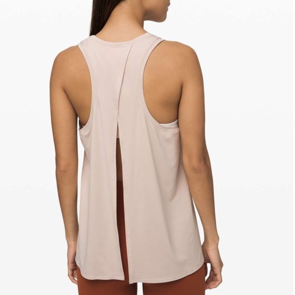 Lululemon All Tied Up Tank *No-stink Zinc Pink Bliss - Picture 1 of 9